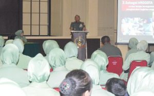 Beri Pengarahan, Danrem 081/DSJ Tekankan Pentingnya Transformasi Trisula Peran Persit