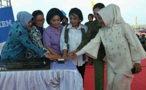 Sambut Hari Ibu, Dharma Pertiwi Pusat Gandeng IBM Gelar Baksos di Tanjung Kait