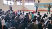 Babinsa Cakung Sosialisasi Rekrutmen TNI di SMK Al Akhyar 2