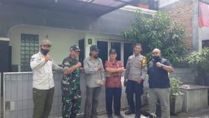 Babinsa Matraman Komsos Jalin Silaturahmi Ramadhan Bersama Tiga Pilar dan Warga