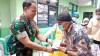 Koramil 08/JB bersama Lions Club Bagikan 160 Paket Sembako