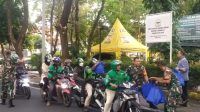 Koramil 01/Menteng Berbagi Kebahagiaan Ramadhan bersama Warga Pejalan Kaki dan Ojol