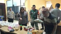 Danramil 06/Cakung bersama Babinsa Halal Bihalal ke Polsek Cakung