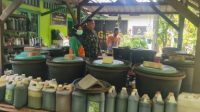 Dukung Ketahanan Pangan, Wadanramil Koramil 07/Kmy Tinjau Budidaya Maggot Wilayah Binaan Kebun Kosong