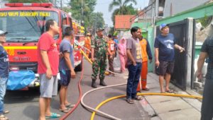 Wadanramil Kemayoran Gerak Cepat Bantu Tangani Kebakaran Rumah Warga Binaan