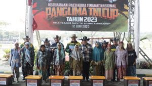 Kembangkan Industri Olahraga, Panglima TNI Buka Kejuaraan Pacuan Kuda Tingkat Nasional