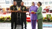 Jenderal TNI Agus Subiyanto Serahkan Jabatan KSAD ke Jenderal TNI Maruli Simanjuntak
