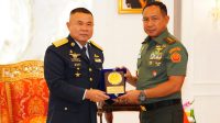 Panglima TNI Terima Courtesy Call Kepala Staf Angkatan Udara Kerajaan Thailand