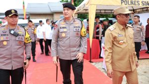 Kapolda Riau Bersama Forkopimda Tinjau TPS, Pastikan Pilkada Berjalan Aman dan Damai