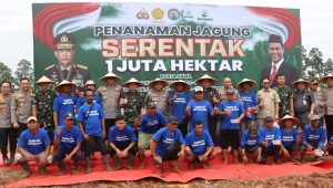 Dukung Swasembada Pangan Astacita Presiden, Polda Metro Jaya Tanam Jagung di Bekasi