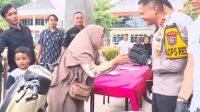 Kapolres Gresik Serahkan Motor yang Dicuri, Pemilik Terharu dan Ucapkan Terimakasih