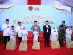 Kapolri Buka Puasa Bersama Kementerian dan TNI di Lapangan Bhayangkara Mabes Polri