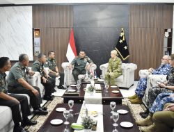 Perkuat Kerja Sama Internasional, Komandan Seskoad Terima Courtesy Call dari ACSC Australia