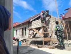 Janda 82 Tahun Terharu Rumahnya Direhab TNI Pada Pelaksanaan TMMD 125 Kodim 1506/Namlea