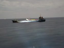 Bakamla RI Evakuasi Kapal MV Leann Yang Terbakar di Perairan Anambas