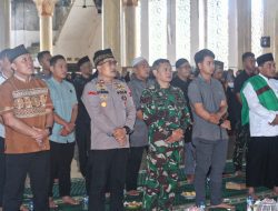 Dandim 1715/Yahukimo Ikuti Doa Bersama Peringatan Maulid Nabi Muhammad SAW 1447 H/2025 M dan Doa Bersama Dalam Rangka HUT TNI Ke-80