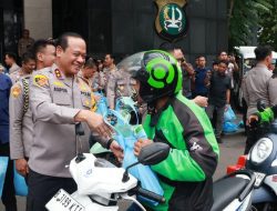 Kapolda Metro Jaya Gelar “Jumat Peduli”, Ojol Siap Jadi Mitra Jaga Jakarta