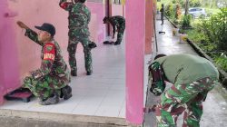 Sambut HUT Ke-80 TNI, Kodim 1710/Mimika Gelar Karya Bakti Perbaikan Sekolah