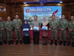 Panglima TNI Serahkan Santunan kepada Ahli Waris Prajurit Gugur Saat Rangkaian HUT ke-80 TNI