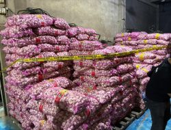 Bareskrim Sikat Penyelundupan 23 Ton Pangan Impor Ilegal di Pontianak