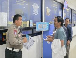 Polantas Menyapa, Satlantas Polres Bogor Berikan Pelayanan Terbaik Bagi Masyarakat yang Tengah Mengurus BPKB Dengan Humanis 