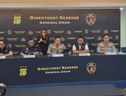Polda Metro Jaya Tangkap Roy Suryo dan dr Tifa Berkas Lengkap 