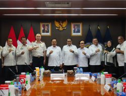 25 WNA Fotografer Ilegal Dideportasi, Kemenimipas Tegaskan Tak Ada Ruang bagi Penyalahgunaan Visa di Indonesia