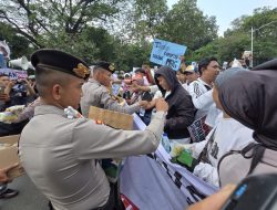 Polda Metro Jaya Pastikan Aksi Unjuk Rasa di Silang Selatan Monas Berjalan Terkendali