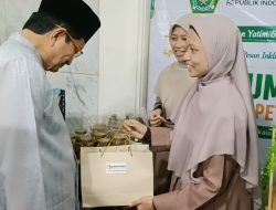 Menag Nasaruddin Umar Kunjungi Stand UMKM DOMYADHU pada Lebaran Yatim dan Penyandang Disabilitas 2026