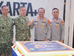 Pangdam Jaya Sambangi Polda Metro Jaya, Beri Ucapan Hari Bhayangkara ke-80