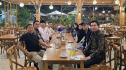 Perjuangan Pedagang Keliling Antar Anak Kembar Tembus UI, Mukhlis Basri Datangi Rumah Kontrakan dan Beri Dukungan