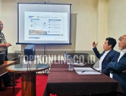 Bos PHI Group Donny Pur Raih Gelar Magister Kelima, Angkat Riset Pembiayaan Hotel Halal