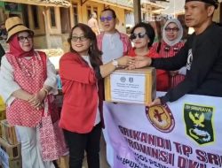 70 Rumah Ludes Dilalap Api, Srikandi TP Sriwijaya DKI Jakarta Salurkan Bantuan untuk Warga Kasepuhan Ciptamulya
