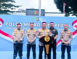 Polda Metro Jaya Kirim 12 Truk Bantuan Kemanusiaan untuk Masyarakat Terdampak Gempa NTT