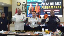 Dua WN Tiongkok Diamankan Imigrasi Jayapura, Diduga Berburu Kasuari dan Kuskus untuk Konten Live Streaming