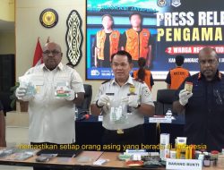 Dua WN Tiongkok Diamankan Imigrasi Jayapura, Diduga Berburu Kasuari dan Kuskus untuk Konten Live Streaming