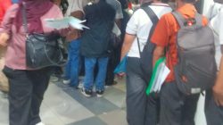 WP Keluhankan Pelayanan Pemutihan PKB di Samsat Jaksel, Hari Terakhir Pemutihan Antrian Panjang dan Suhu Ruangan