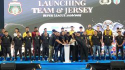 Kakorlantas Polri Luncurkan Squad Baru dan Jersey Bhayangkara Presisi Lampung FC