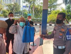 Abu Vulkanik Anak Krakatau Kepung Jakarta, Samsat Jaksel Turun Bagikan Masker