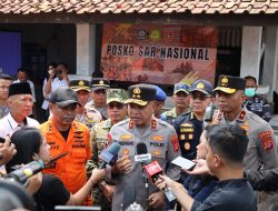 Kapolda Banten, Basarnas dan Unsur Terkait Upayakan Pencarian Rombongan Media yang Hilang Kontak