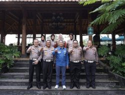 Momen HUT ke-71 Lalu Lintas Bhayangkara, Korlantas Polri Anjangsana ke Komjen Pol (Purn) Condro Kirono