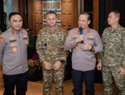 Kapolda Metro Jaya Hadiri Syukuran HUT TNI di Makodam Jaya