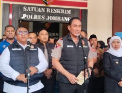 Kapolri Resmikan Desk Ketenagakerjaan di Jombang