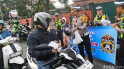 Operasi Patuh Lodaya 2026, Satlantas Polresta Bogor Kota Gelar Sosialisasi Tertib Lalu Lintas dan Bagikan Helm Gratis untuk Anak Sekolah