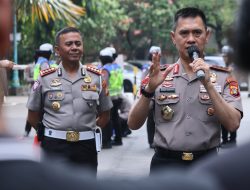 Sabtu Bahagia Bersama Ojol, Kapolda Metro Jaya Hadirkan Layanan Kesehatan Gratis dan Ingatkan Keselamatan
